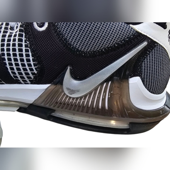 Nike Lebron Witness VII White/Metallic Silver-Black DM1123-100 Men's Size 10.5 - Picture 12 of 12